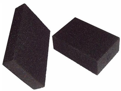 Flame retardant sponge